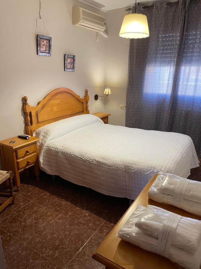 Deluxe Queen Room,1072814059:JPEG